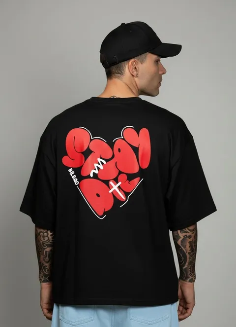 Remera Boxy Stay Die, vista 3