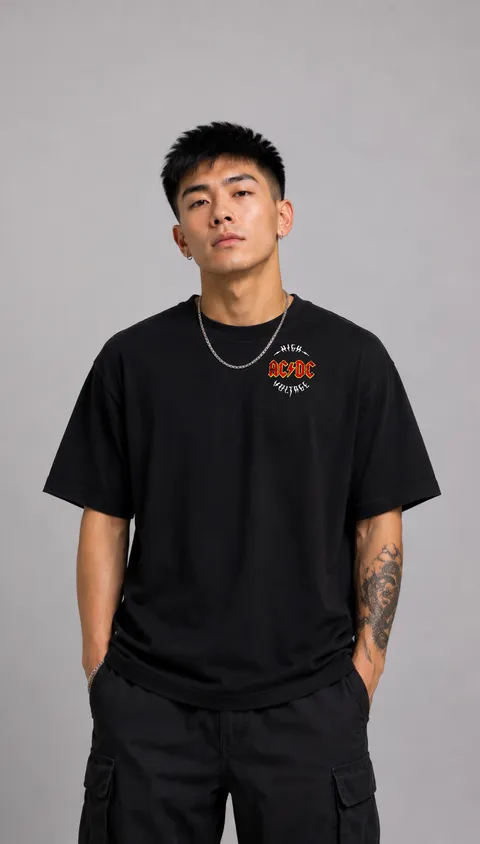 Remera Over AC/DC, vista 2