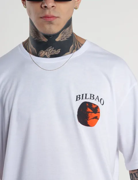 Remera Over Detroit, vista 2