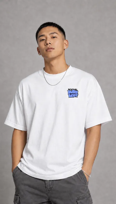 Remera Over Introvert, vista 2