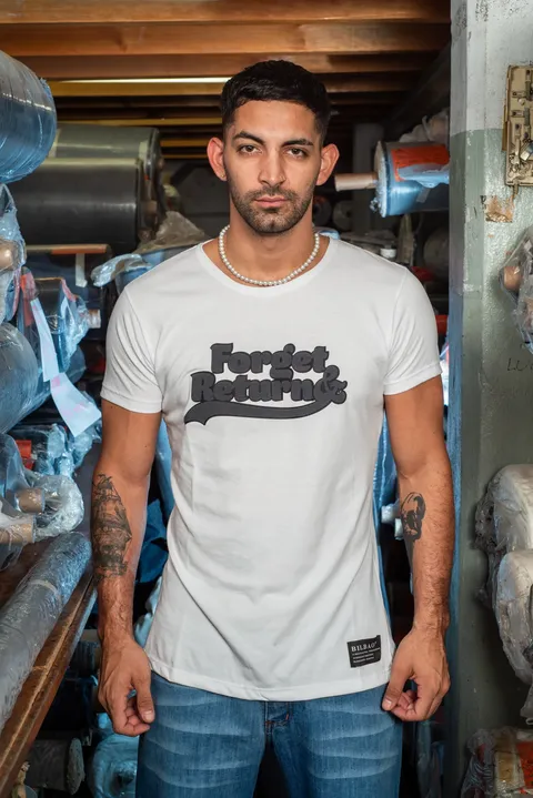 Remera Slim Forget Return, vista 2